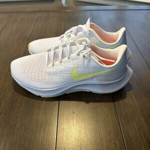 Nike Air Zoom Pegasus 37 Women's Size 10.5